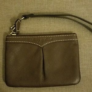 Dooney & Bourke wristlet